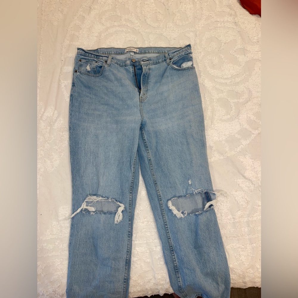 abercrombie and finch curve love mom jeans